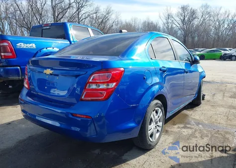 2019 Chevrolet Sonic Ls Auto z USA, uszkodzony, nr VIN 1G1JB5SB4K4148392